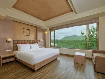 Nature and wildlife experiences beyond the safari in Sasan Gir